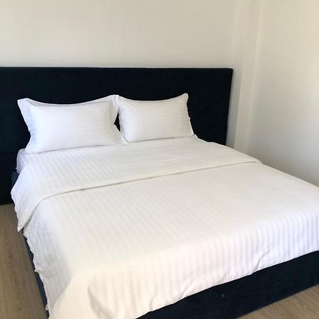 Holiday Apartment Tirana Bagian luar foto