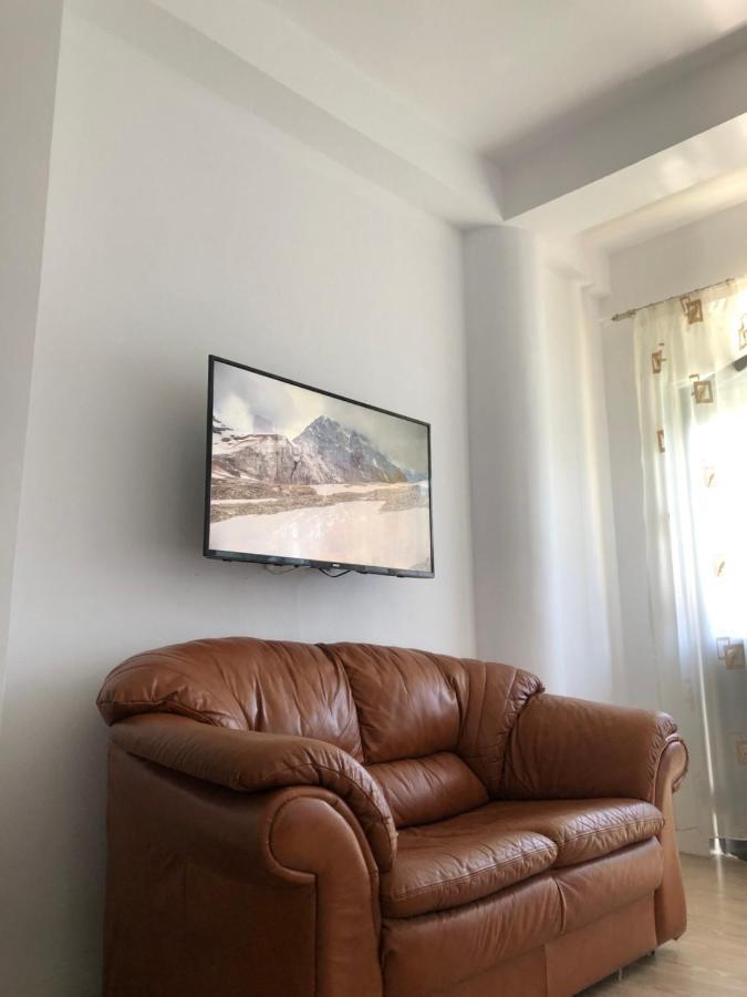 Holiday Apartment Tirana Bagian luar foto
